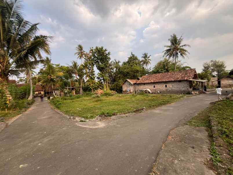 dijual tanah tempelsari utara pasar