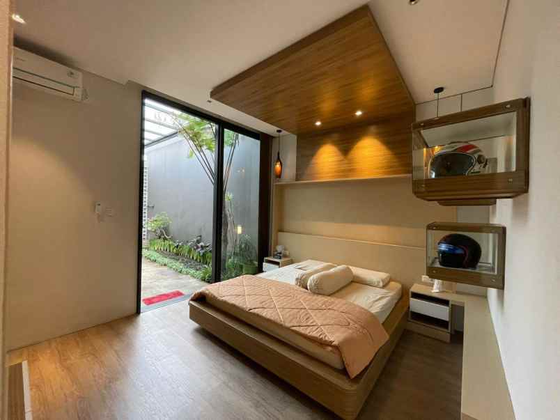 dijual villa full furnish lokasi kota batu