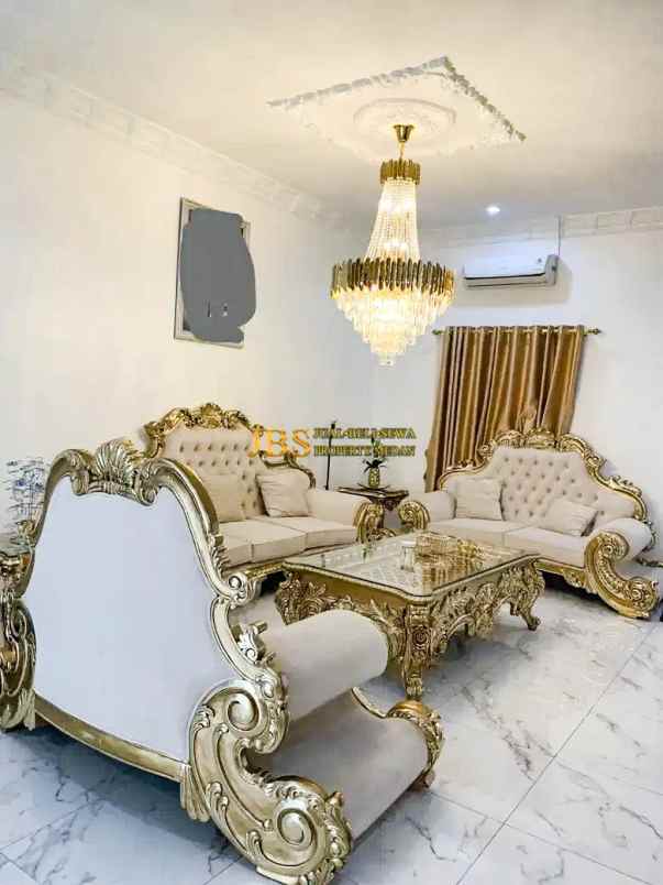 dijual villa komplek medan resort city