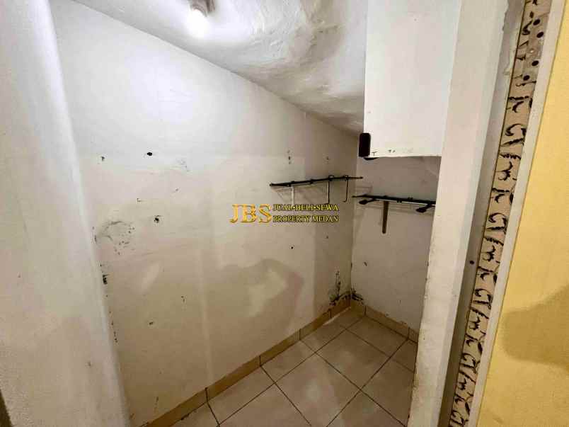 dijual villa komplek mutiara residence