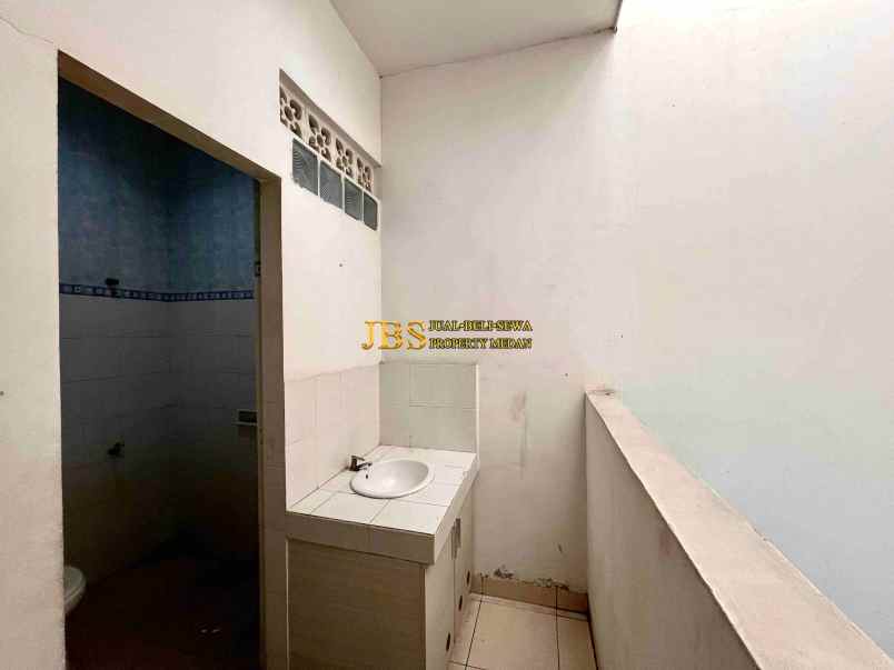 dijual villa komplek mutiara residence