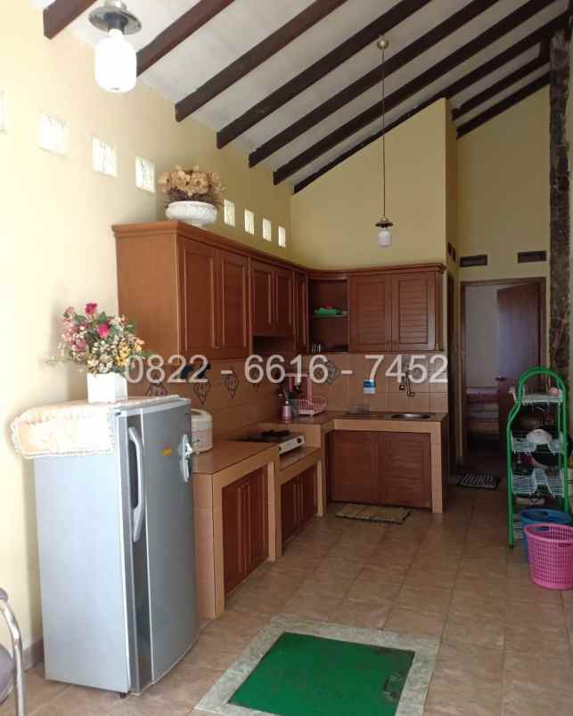 dijual villa parongpong cisarua lembang