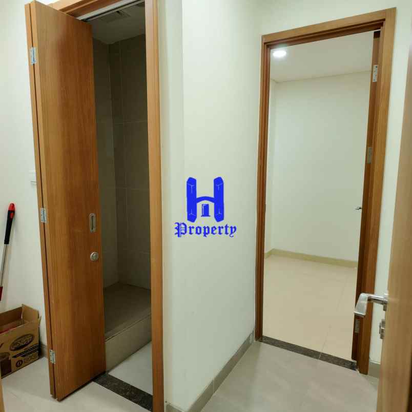 disewakan apartemen apartemen the reiz condo