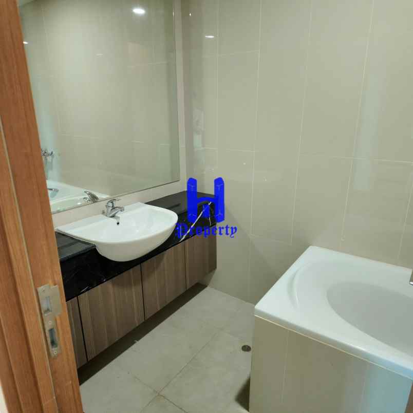 disewakan apartemen apartemen the reiz condo