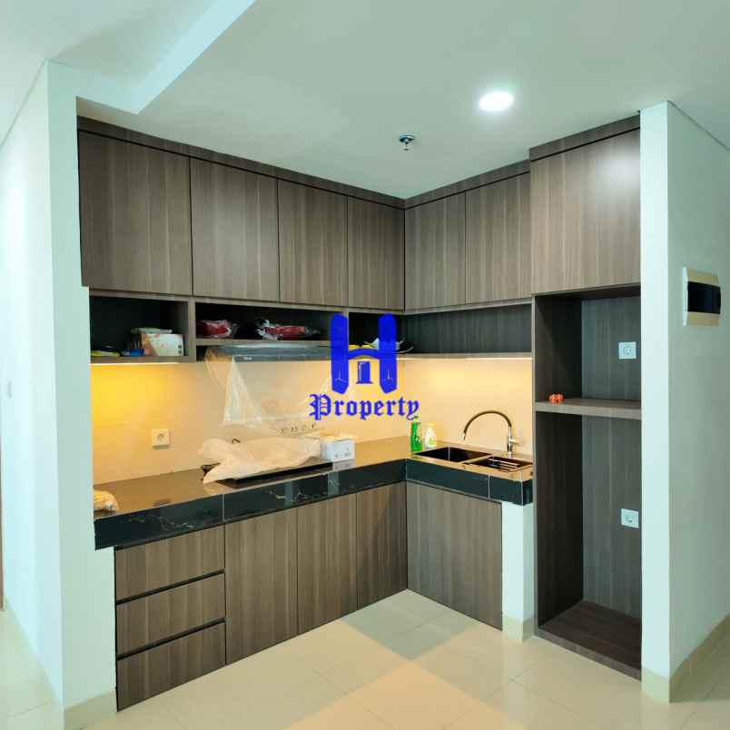 disewakan apartemen apartemen the reiz condo