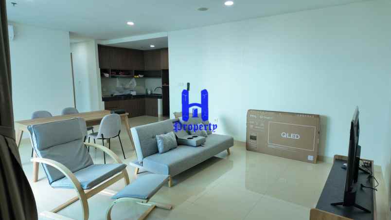 disewakan apartemen apartemen the reiz condo