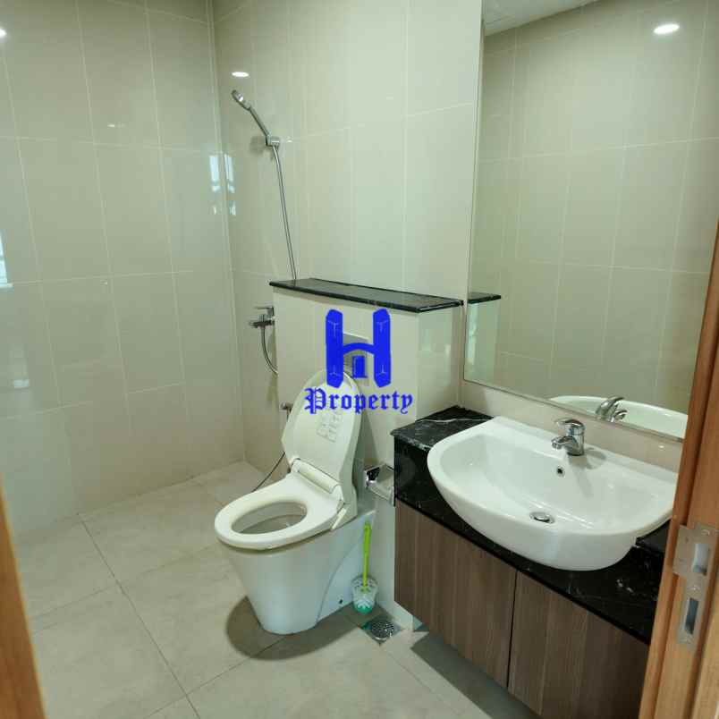 disewakan apartemen apartemen the reiz condo