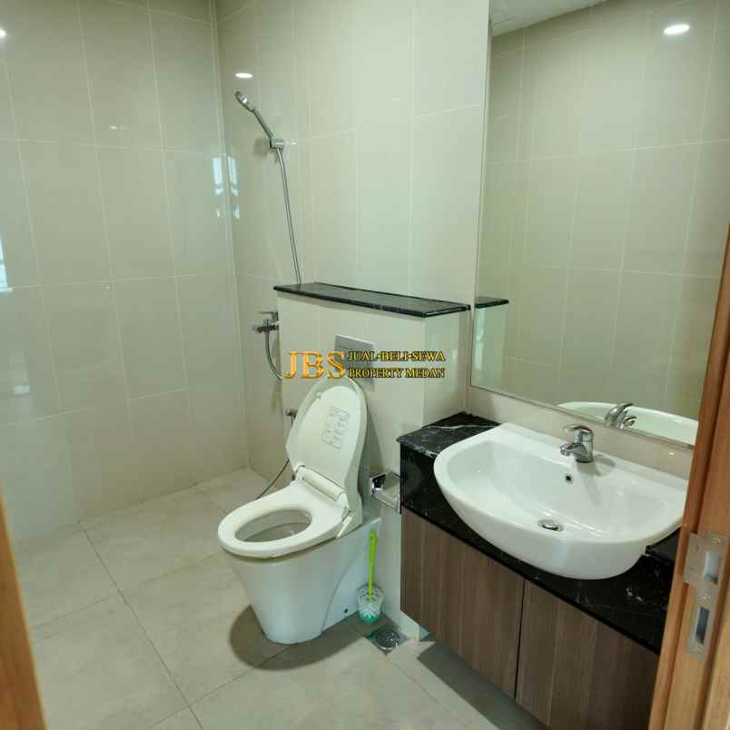 disewakan apartemen apartemen the reiz condo