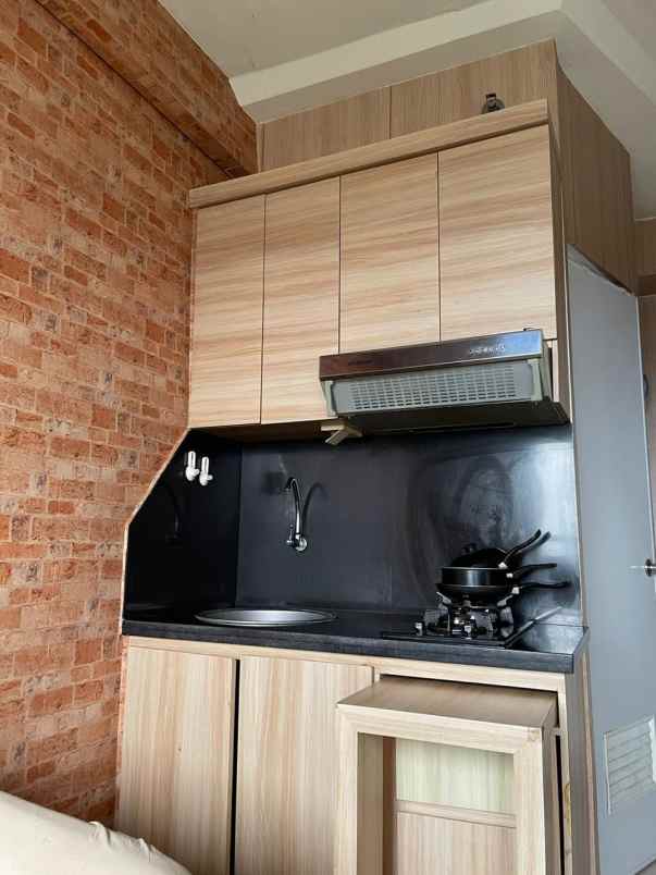 disewakan apartemen green pramuka city tower scarlet