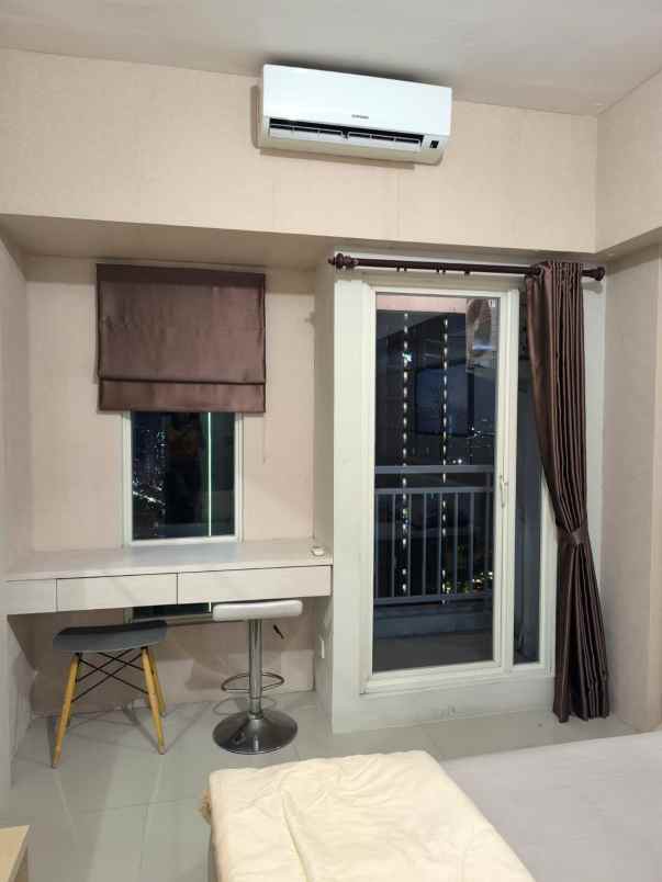 disewakan apartemen orchard lt 26 3br pakuwon mall