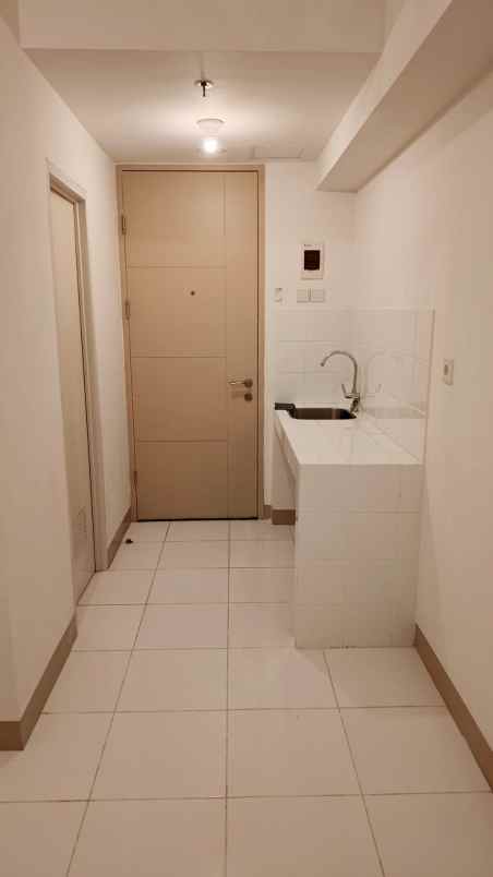 disewakan apartemen tokyo pik2 type studio