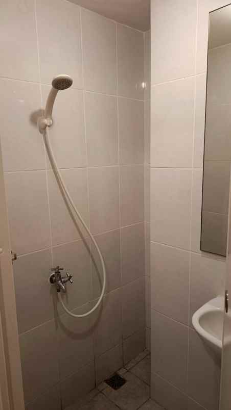 disewakan apartemen tokyo pik2 type studio