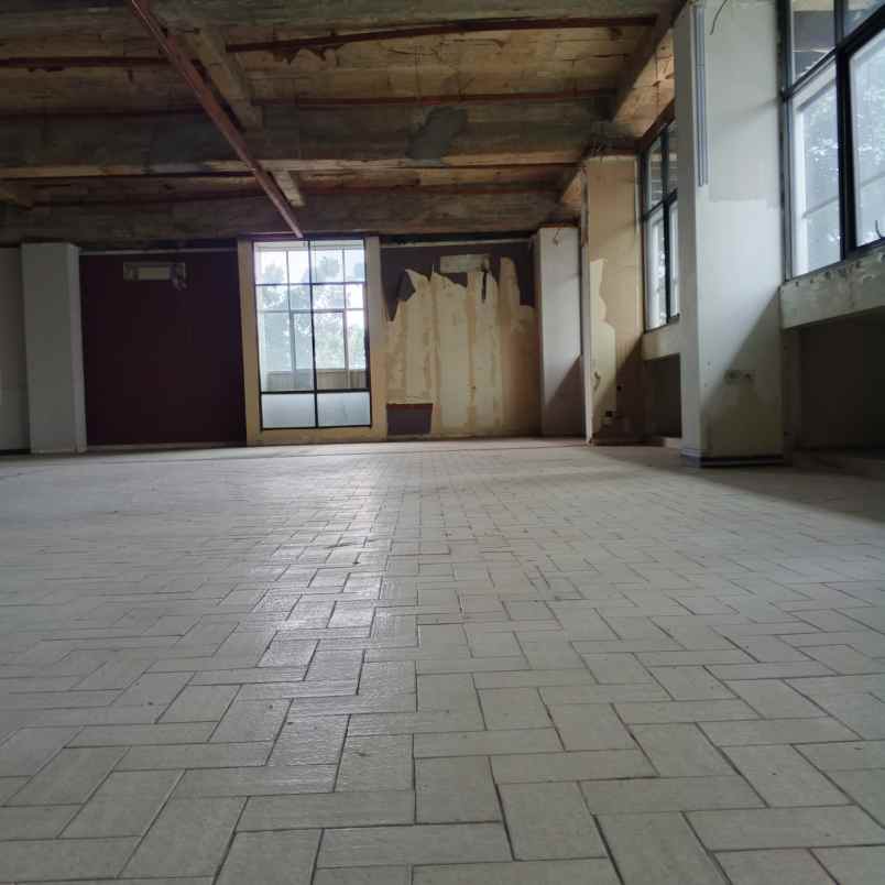 disewakan gedung di mampang prapatan jakarta selatan