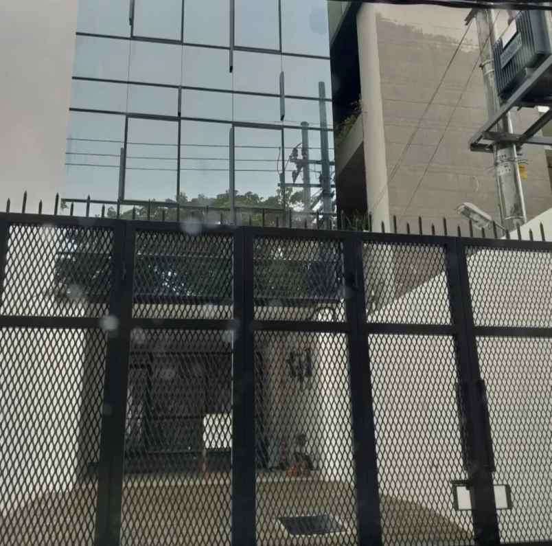 disewakan gedung di wijaya kusuma surabaya