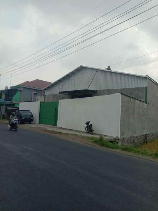 disewakan gudang di jombang