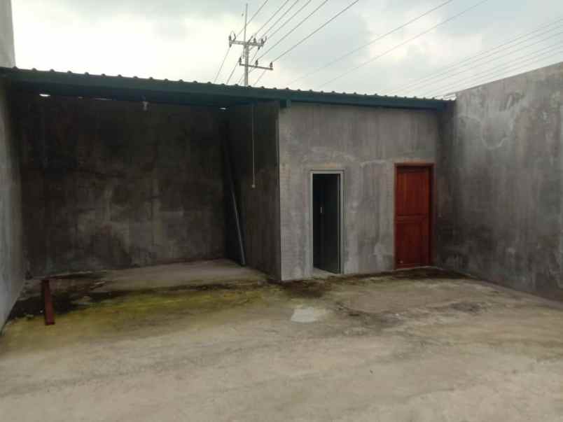 disewakan gudang di jombang