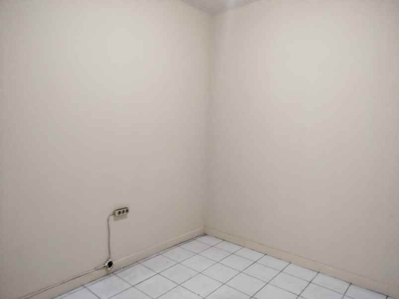 disewakan ruko 2 lantai siap huni dekat graha raya