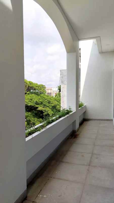 disewakan ruko gudang kantor jalan raya darmo baru barat