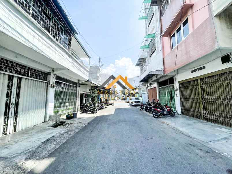 disewakan ruko hook jalan ansari dekat jl m h thamrin