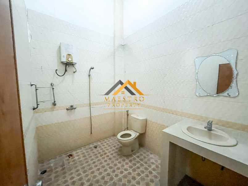 disewakan ruko hook jalan ansari dekat jl m h thamrin