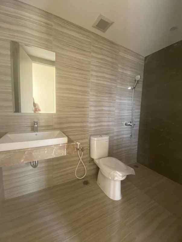 disewakan rumah cluster matana asya jgc