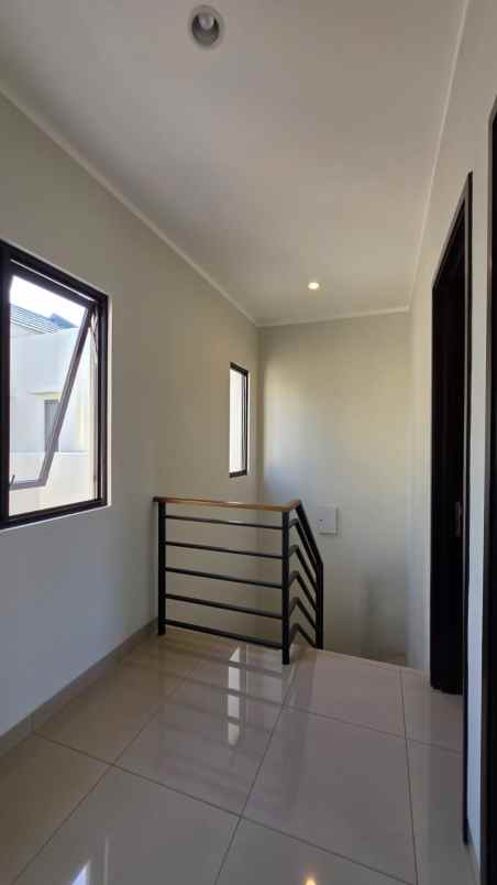 disewakan rumah cluster regia summarecon