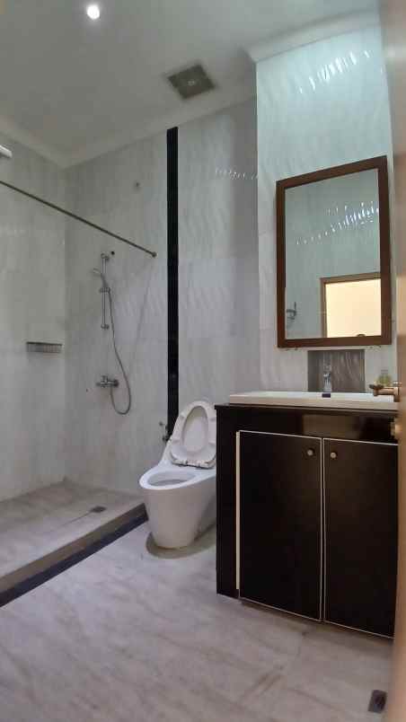 disewakan rumah janur asri kelapa gading