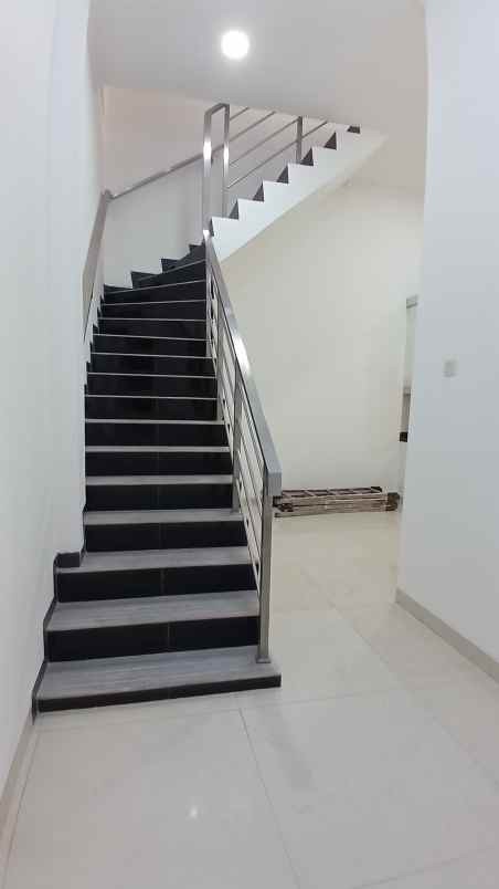disewakan rumah janur asri kelapa gading