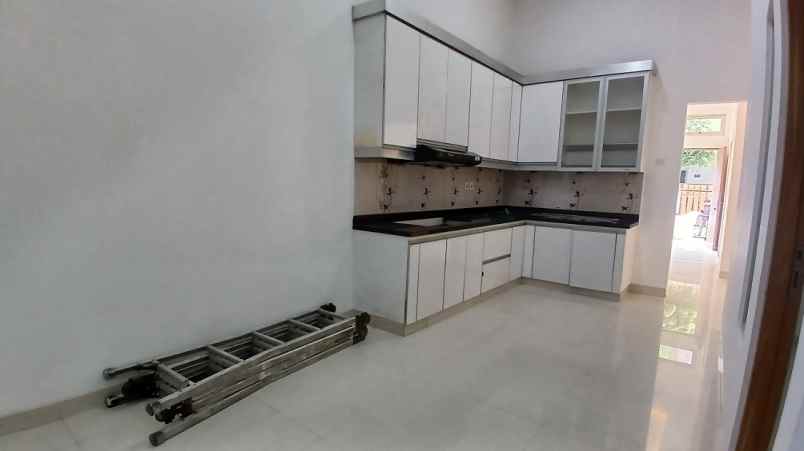disewakan rumah janur asri kelapa gading