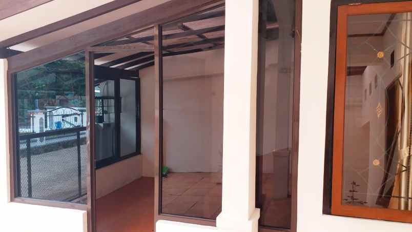 disewakan rumah komplek sariwangi