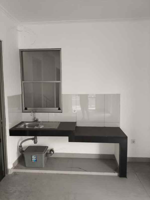 disewakan rumah salembaran jati