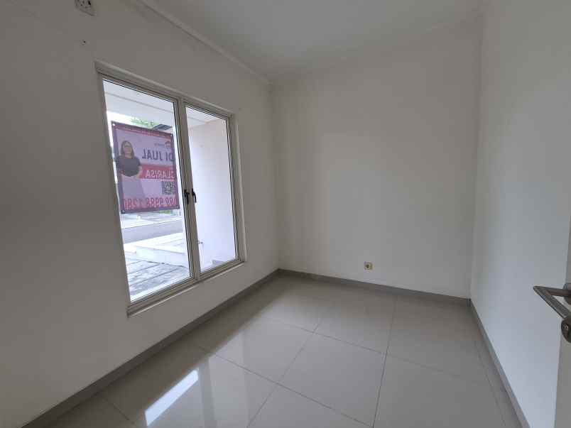 disewakan rumah suvarna sutera tangerang
