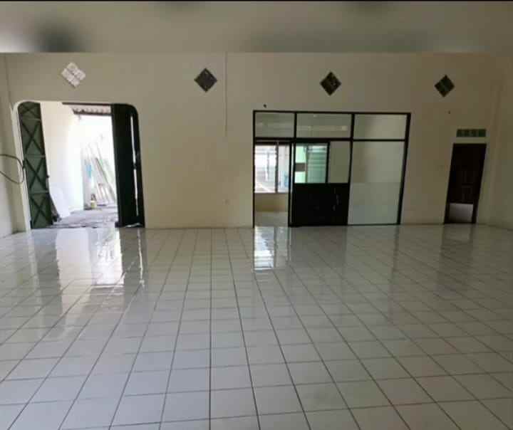 gudang kawasan bisnis strategis karanganyar kota