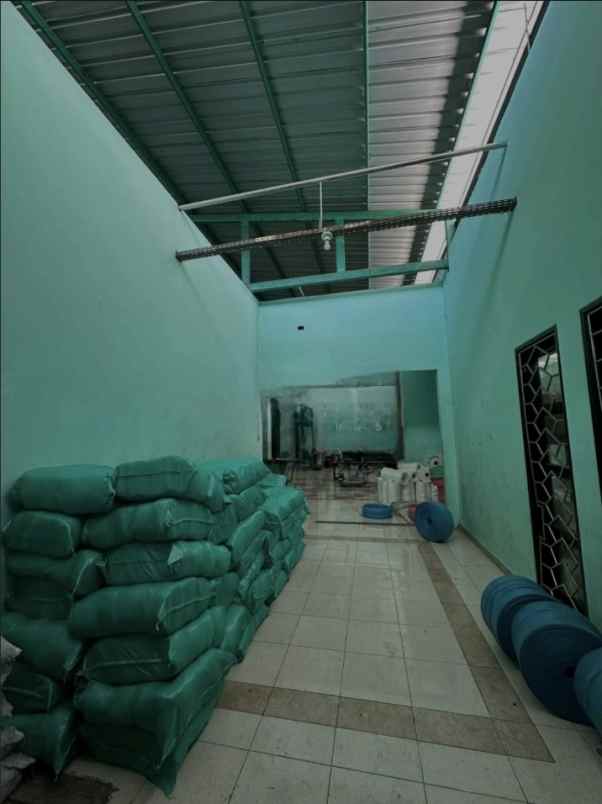 gudang murah di lebak timur asri