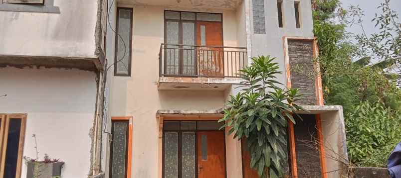 jual cepat rumah di jatirangon lebar muka 6 panjang 19