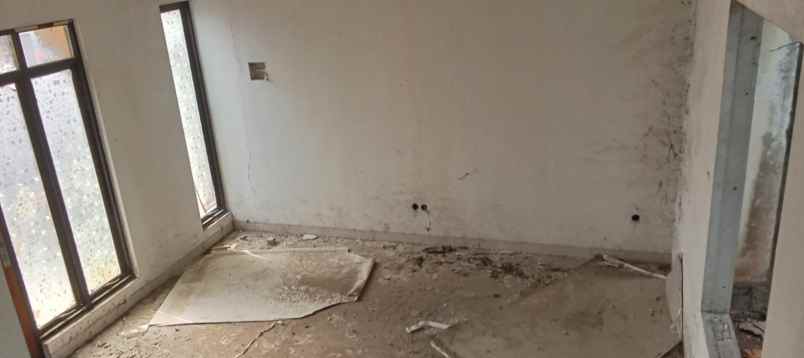 jual cepat rumah di jatirangon lebar muka 6 panjang 19