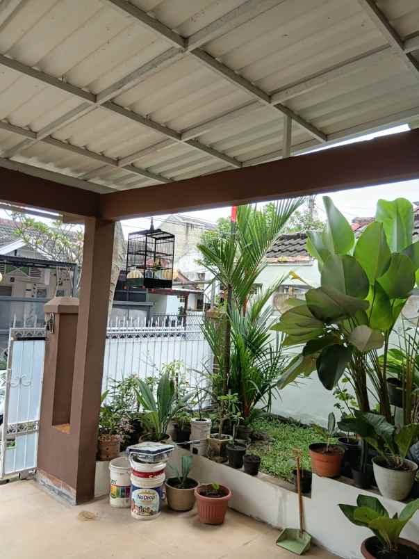 jual cepat rumah siap huni di cipageran 2 lantai