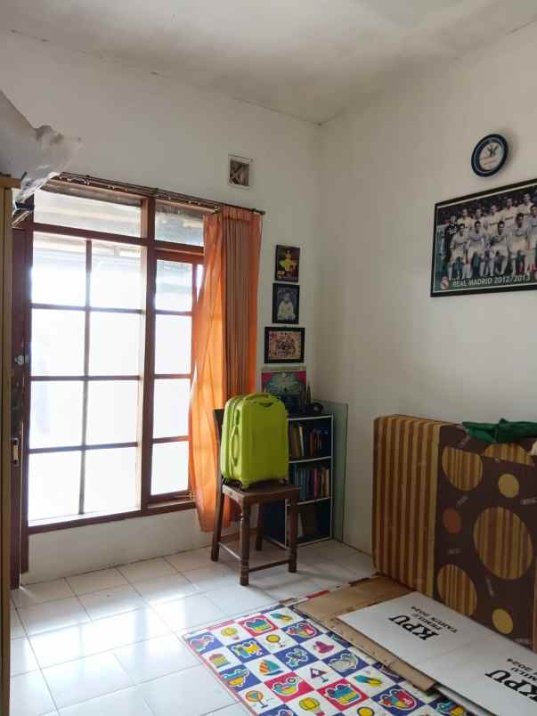 jual cepat rumah siap huni di cipageran 2 lantai