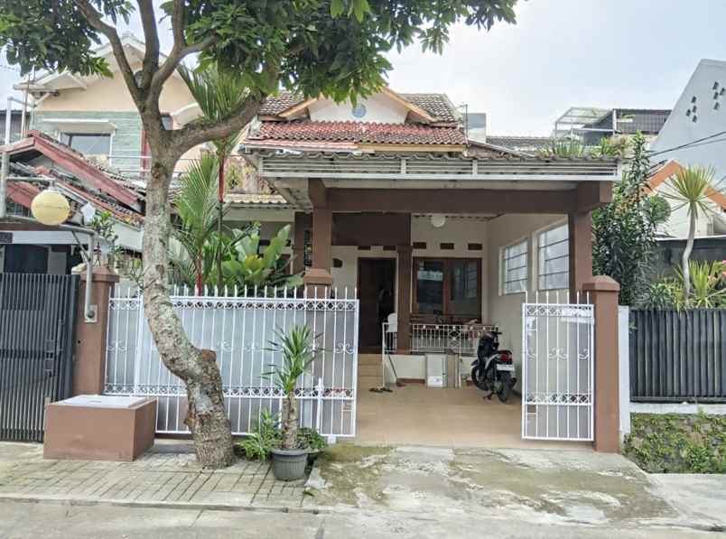 jual cepat rumah siap huni di cipageran 2 lantai