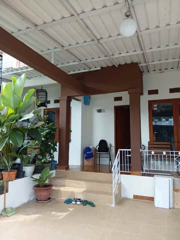 jual cepat rumah siap huni di cipageran 2 lantai