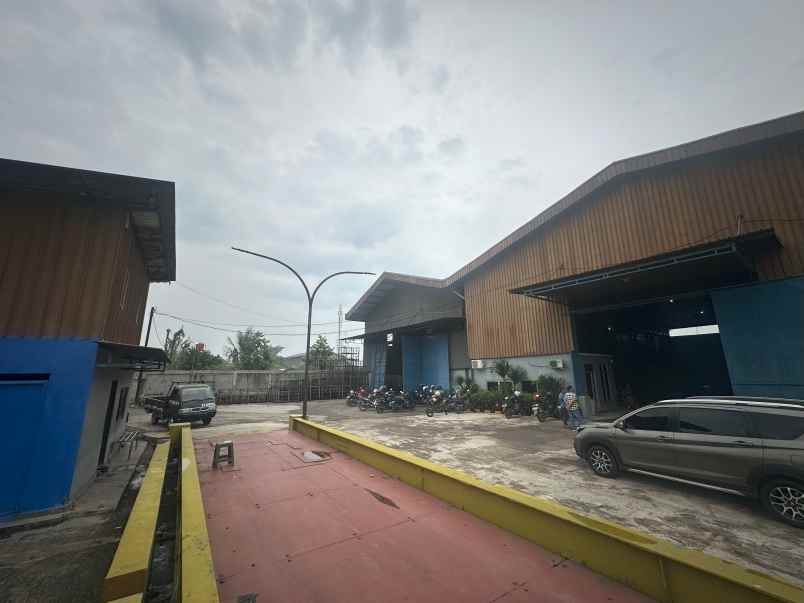 jual rugi gudang deket jababeka golf di cikarang