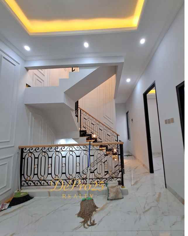 jual rumah american classic siap huni di jagakarsa