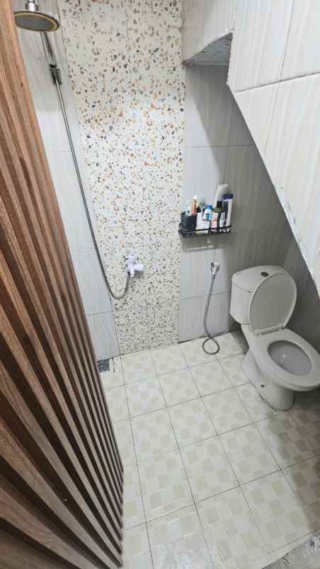 jual rumah furnished cluster calista regency 9 condet