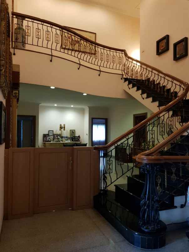 jual rumah hegarsari raya hegarmanah cidadap bandung