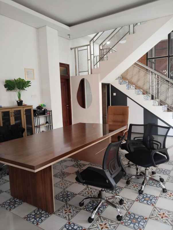 jual rumah kost bu di jl kaliurang km 6 utara ugm