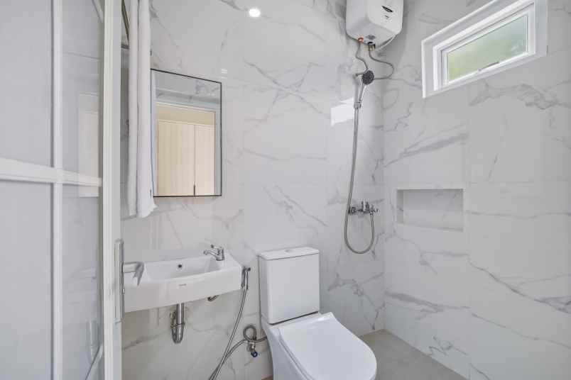 jual rumah kost jakarta pusat 79 kamar okupansi 100