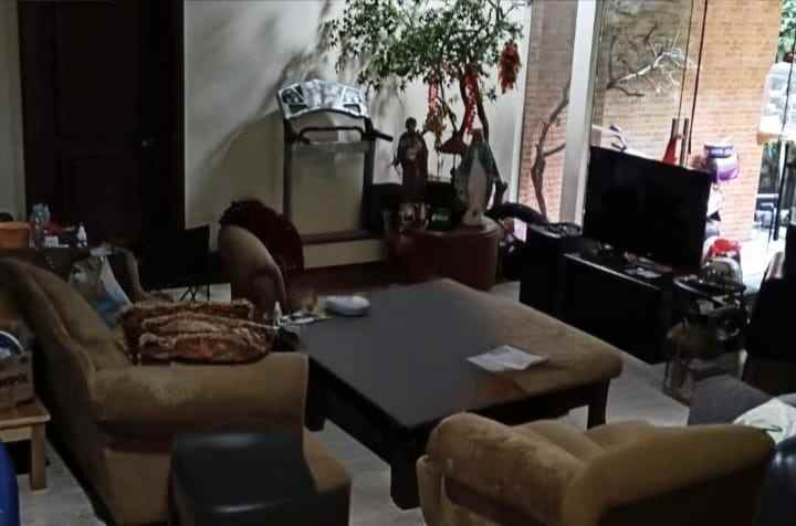 jual rumah pondok indah jalan kencana permai viii