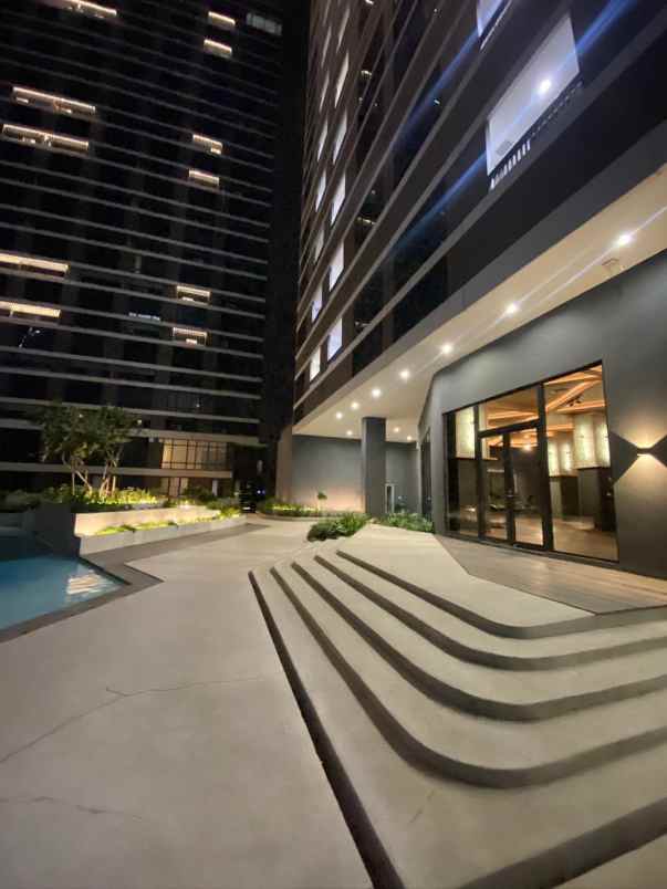 jual studio apartment collins boulevard serpong