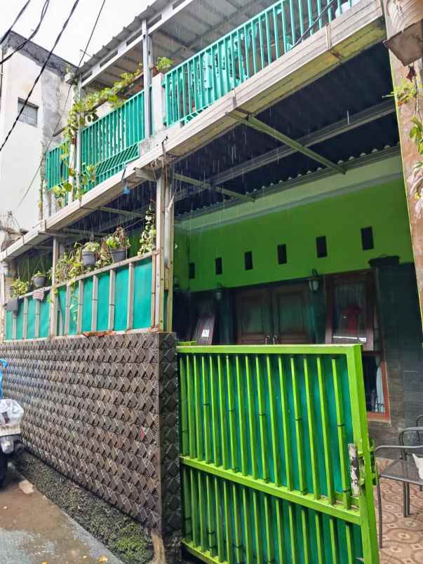 jyal rumah dua lantai condet balekamvang