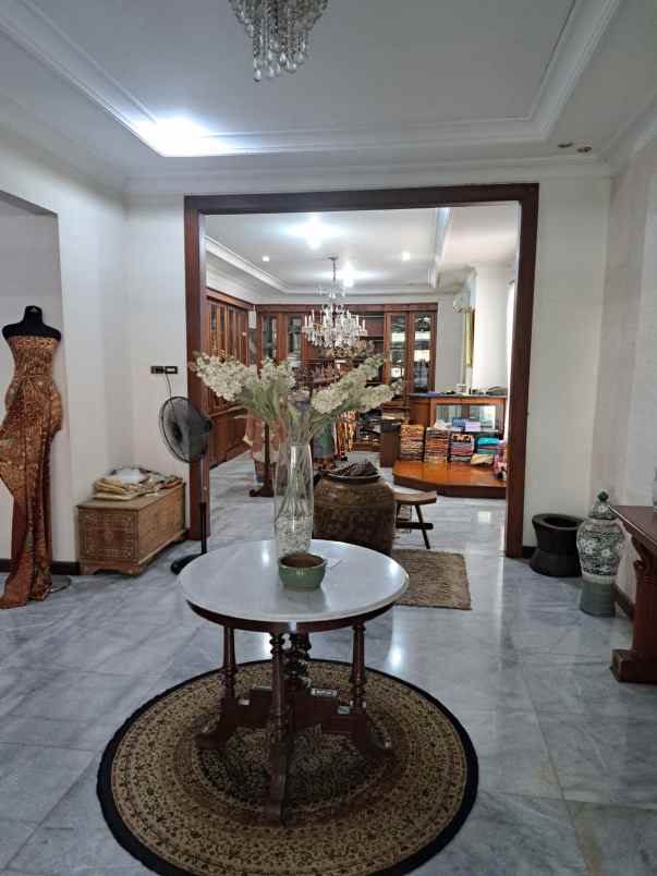 kertajaya siap huni terawat 1 lantai nego